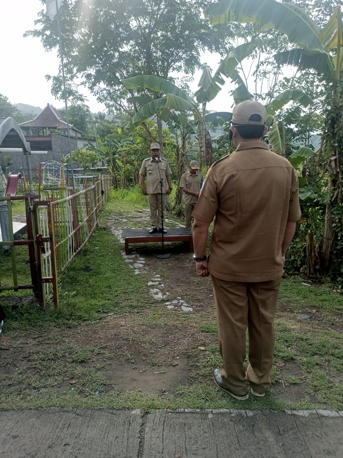 UPACARA PERINGATAN HARI PAHLAWAN