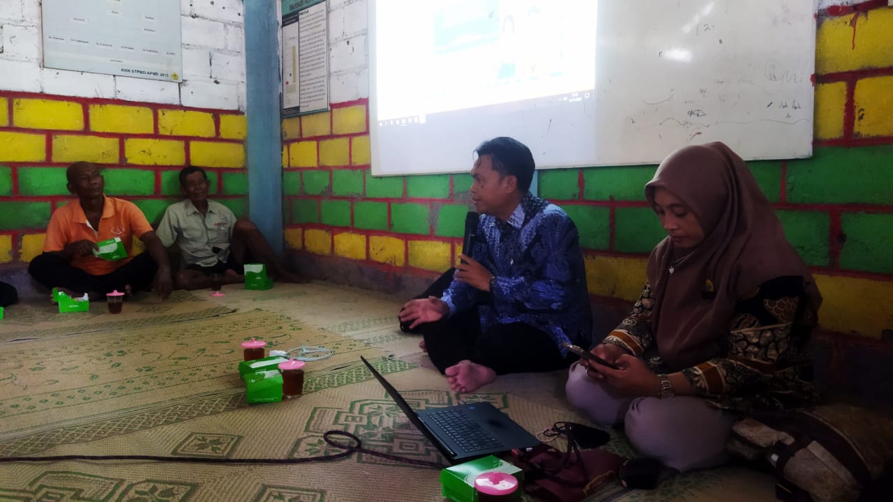PELATIHAN PENGENDALIAN HAMA PADI