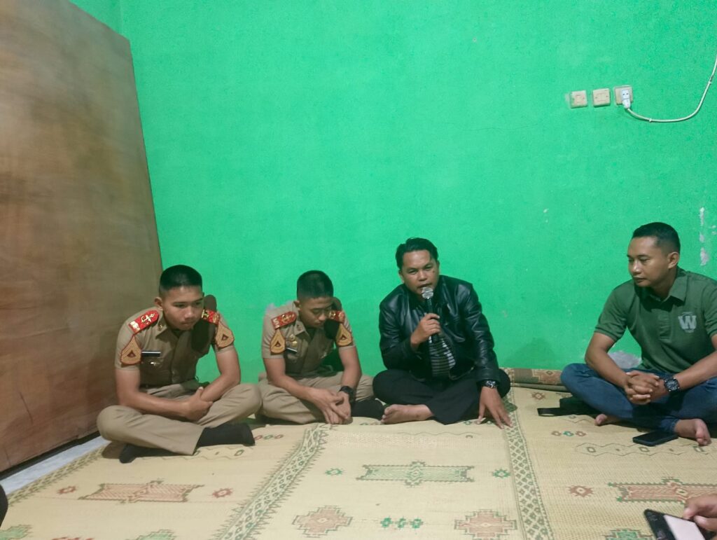 SOSIALISASI PEMBANGUNAN ASPAL JALAN DI PADUKUHAN DALEMAN