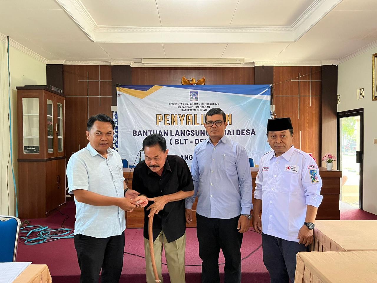 PENYALURAN BLT DANA DESA
