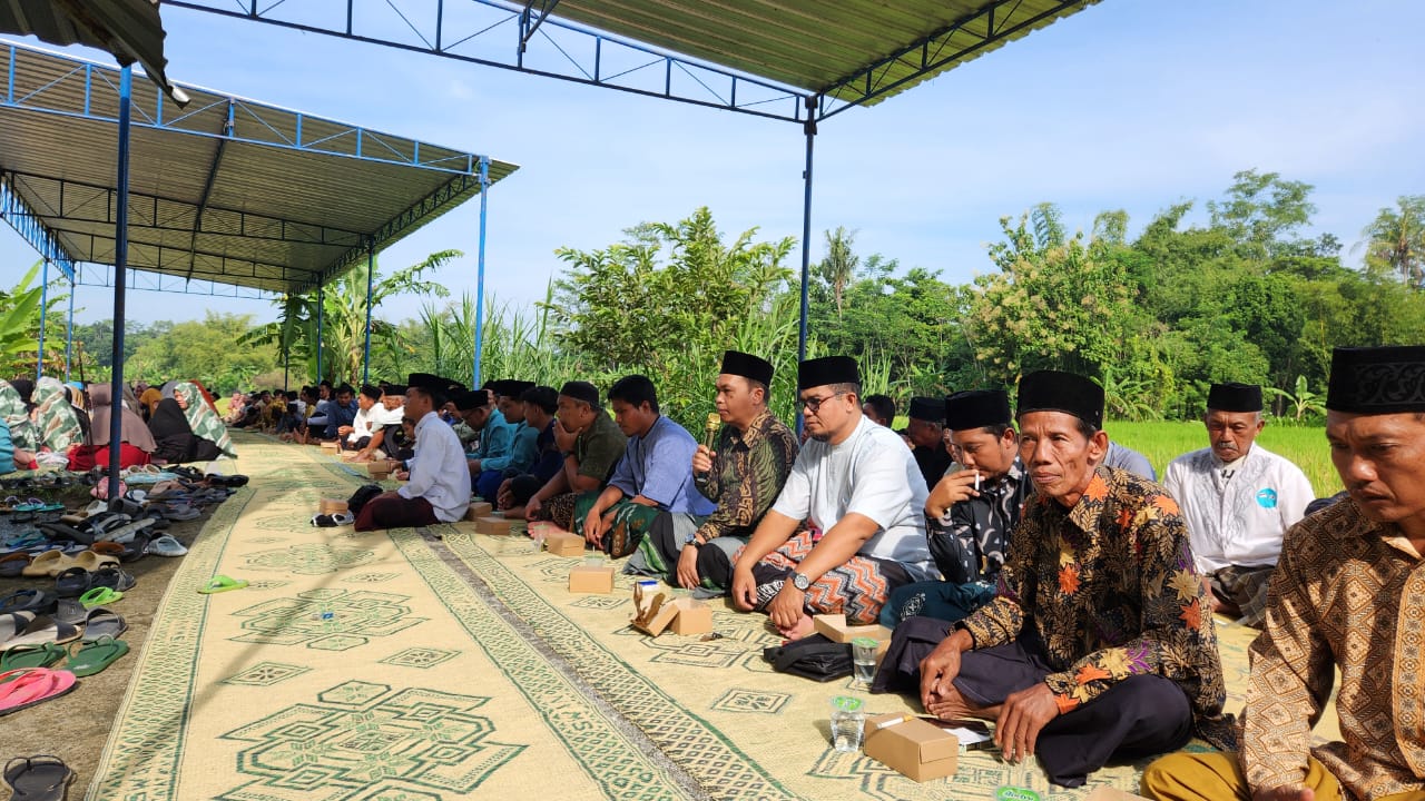 PADUKUHAN GAMPARAN SELENGGARAKAN NYADRAN
