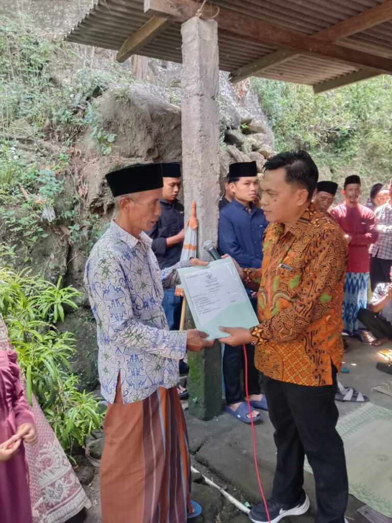 Penyerahan Akta Kematian Di Padukuhan Umbulsari A