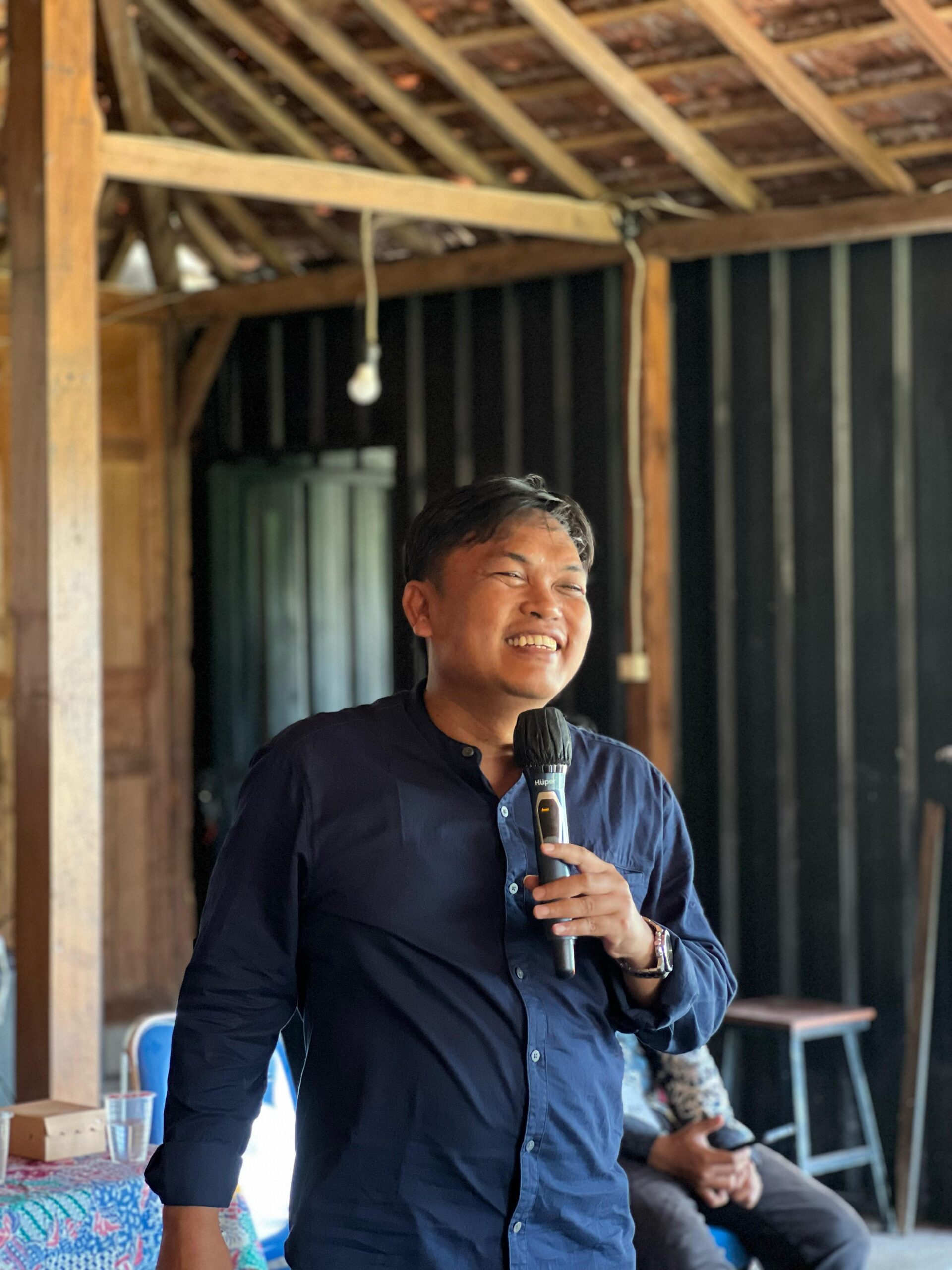 PELATIHAN PENCATATAN KEUANGAN DIGITAL OLEH KKN UNS