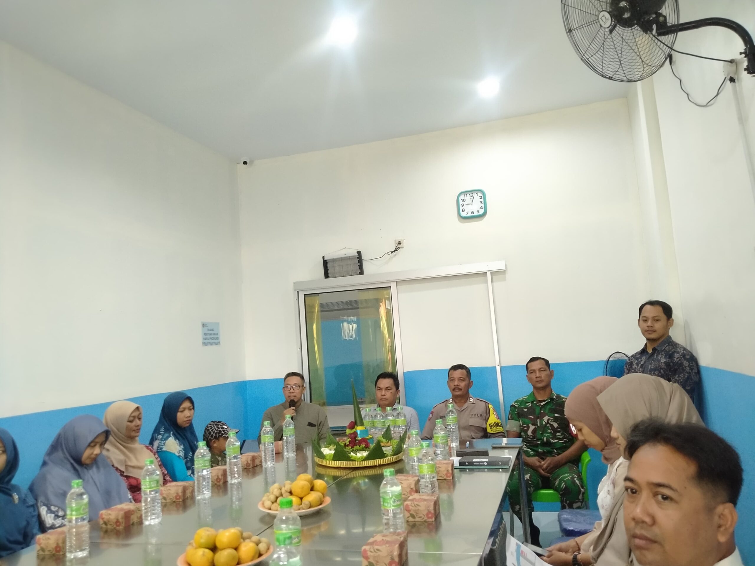 LURAH HADIRI OPENING KITCHEN SPPG SUMBERHARJO 1