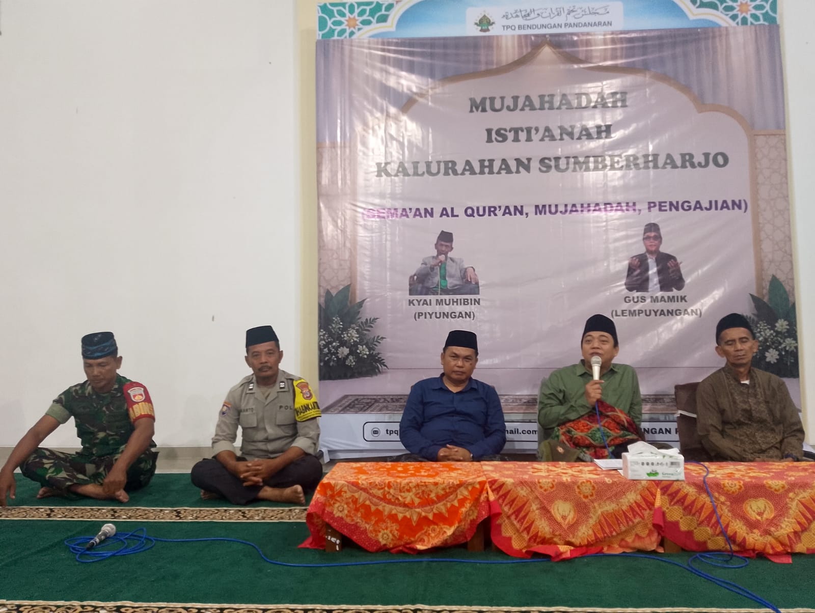 PENGAJIAN DAN MUJAHADAH DI PADUKUHAN BENDUNGAN