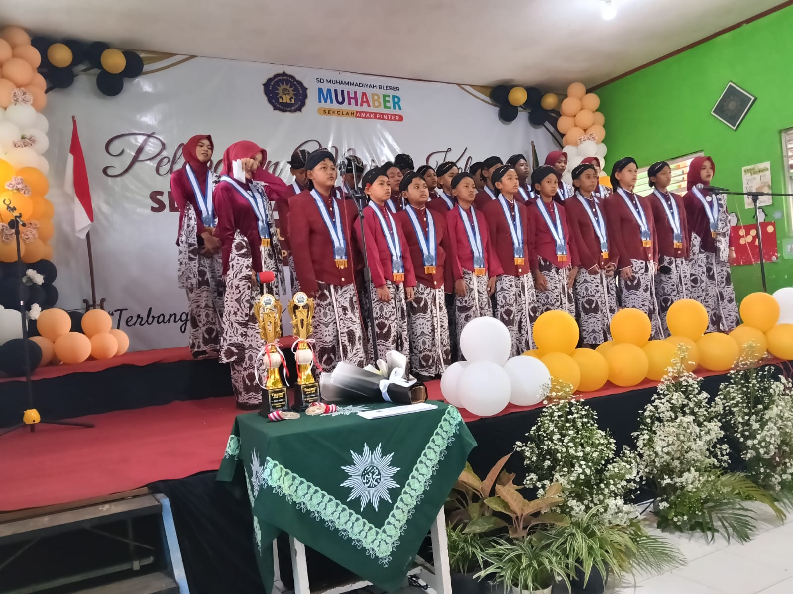 LURAH HADIRI PELEPASAN KELAS 6 SD MUHAMMADIYAH BLBER