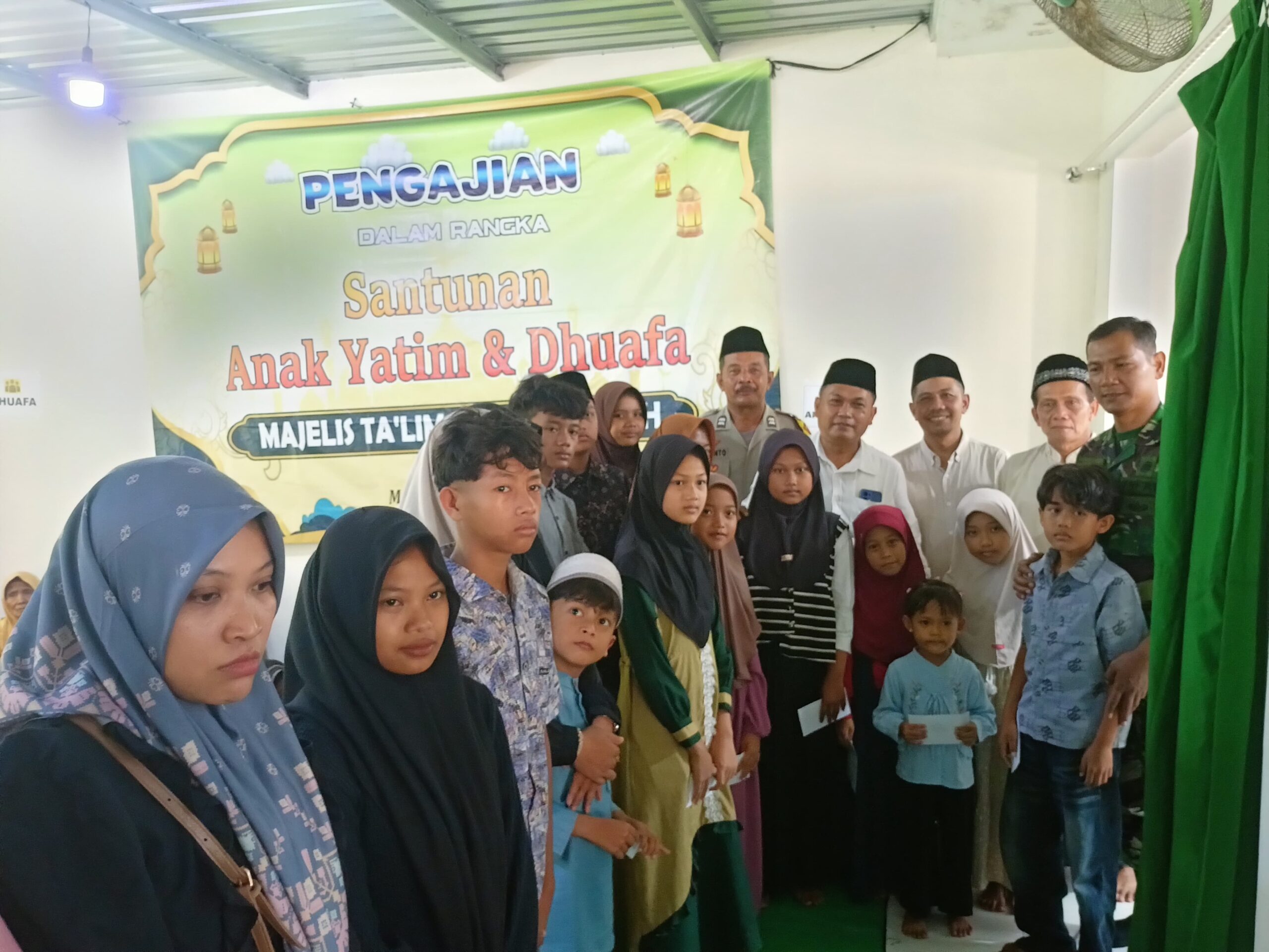 LURAH HADIRI PENGAJIAN DI PADUKUHAN PERENG