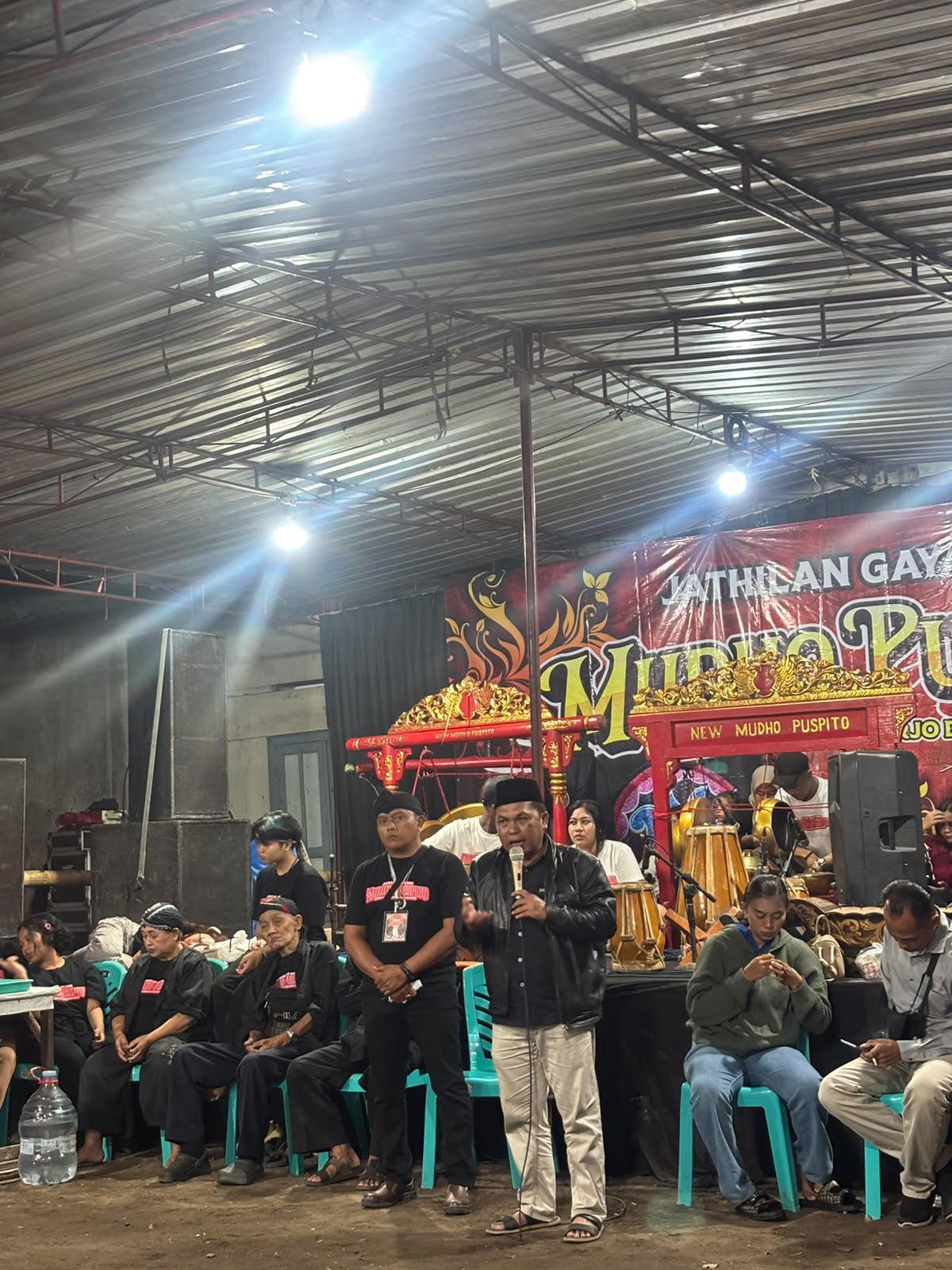 PEMUDA PEMUDI KAIRO 21 GELAR PERTUNJUKAN JATHILAN